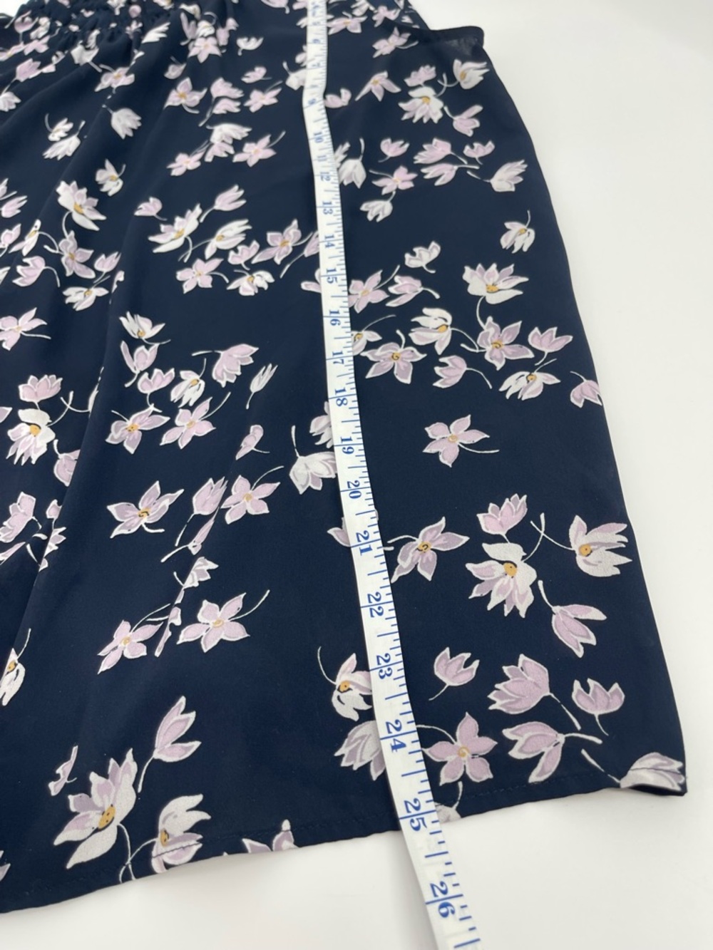 LOFT Floral Medium Sleeveless Top Coquette Grandmacore Cottagecore Dark Floral - Picture 6 of 9